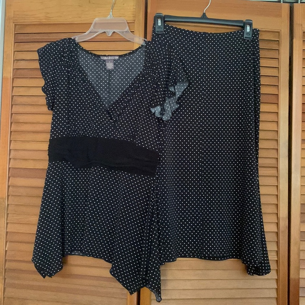 Black and White polka dot skirt set